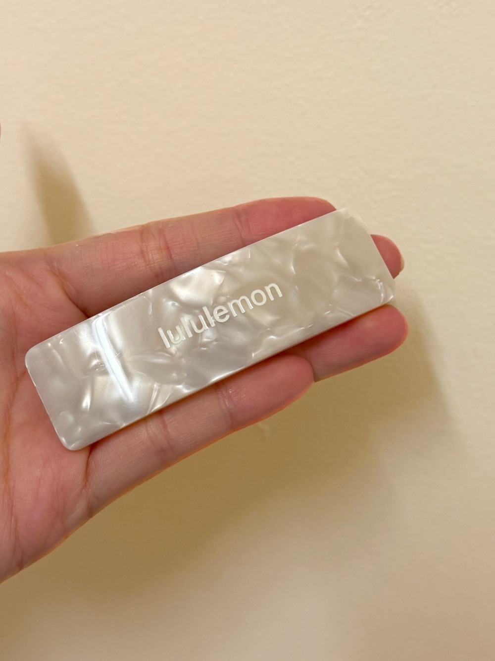 Lululemon Hair Barrette White Opal / Light Ivory / White Images of Marble Patte